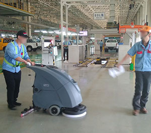 江西五十铃汽车有限公司车间采购使用X750手推式洗地机